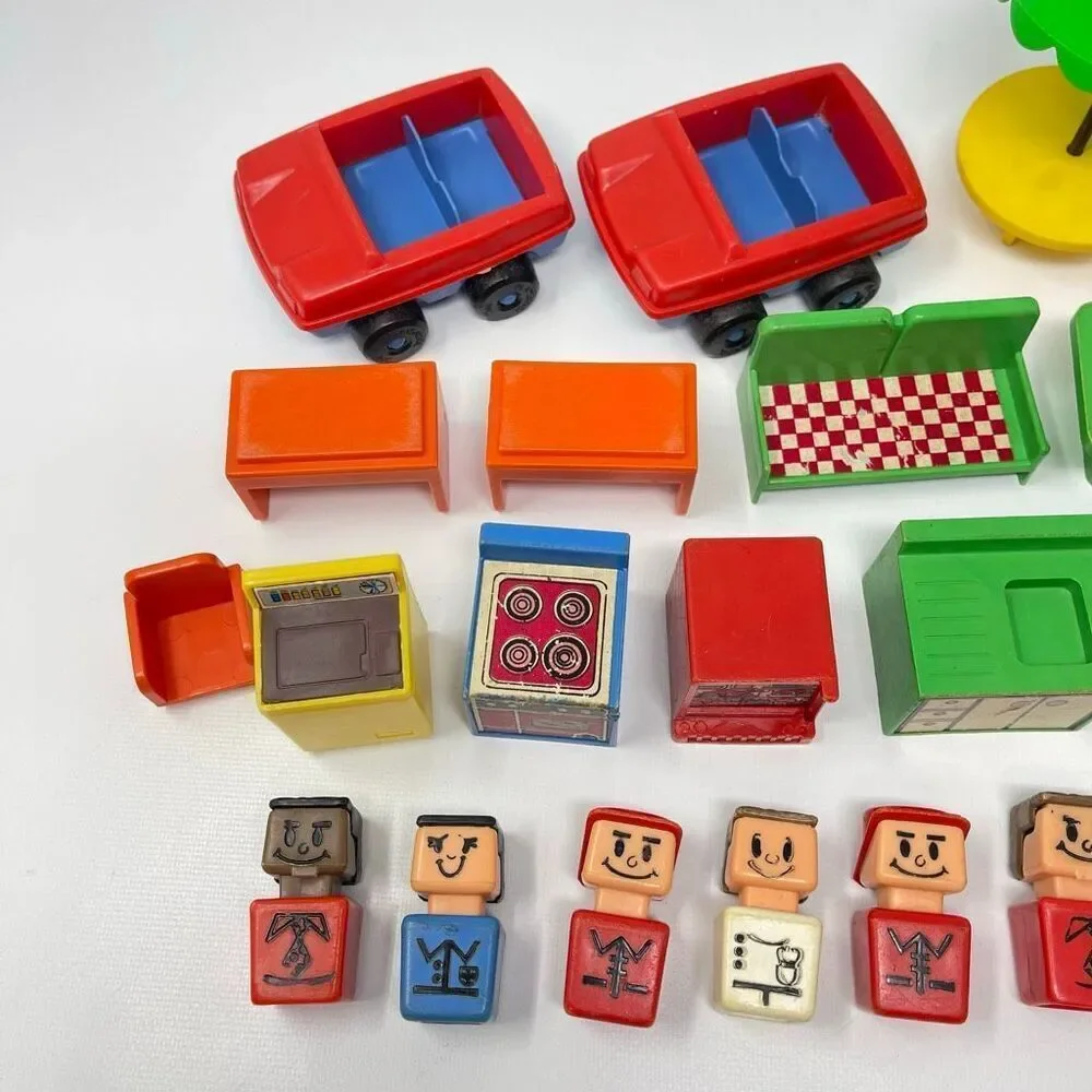 Vintage Playskool 1974 Blockhead Square Little People Familiar Places Lot 23 Pcs
